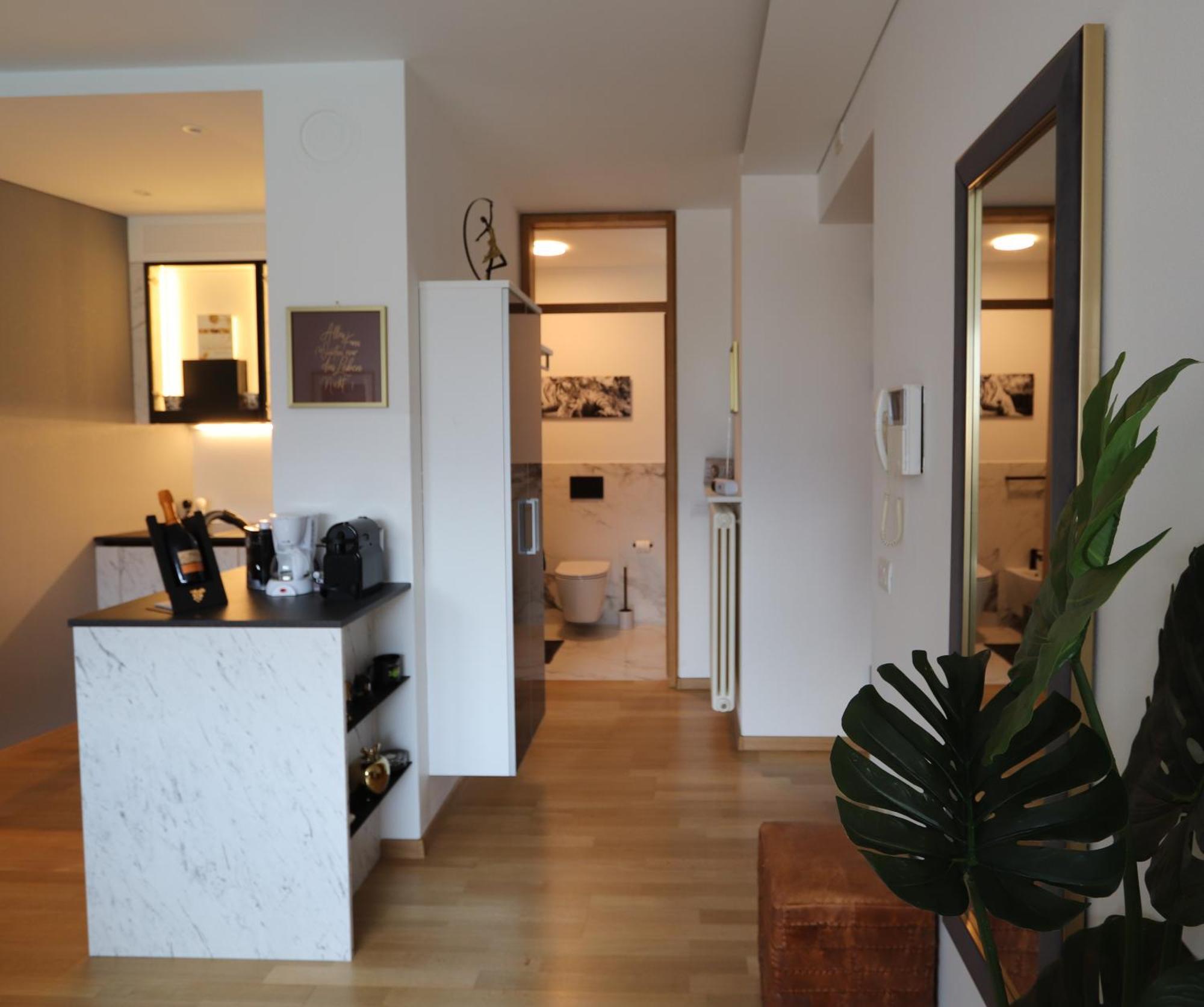 Ausblick Kleinjuwel Mit Panoramablick + Garage Apartamento Merano Exterior foto